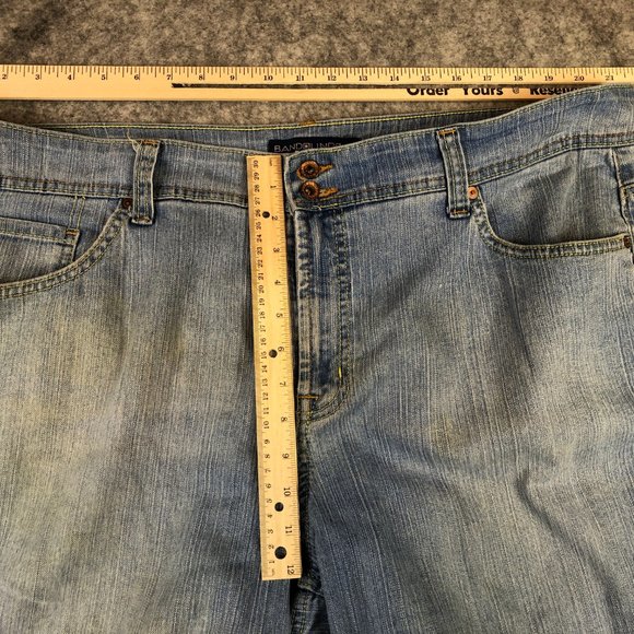 Bandolino Jeans 20W Womens Mid Rise Bootcut Light Wash Button Flap Pockets Stain - Picture 7 of 16